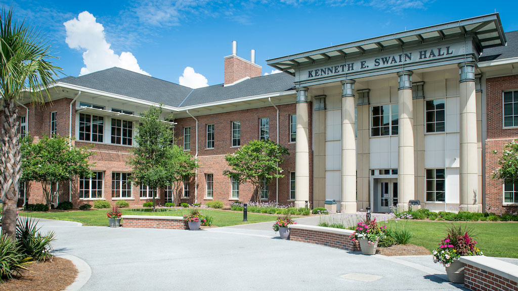 An exterior photo of Kenneth Swain Hall at Coastal Carolina University